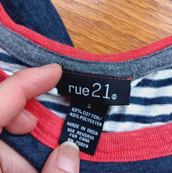 3 for $23 tops!! Rue21 Women's Navy, Dark Salmon, & White Striped Anchor Top, SM - Picture 3 of 3